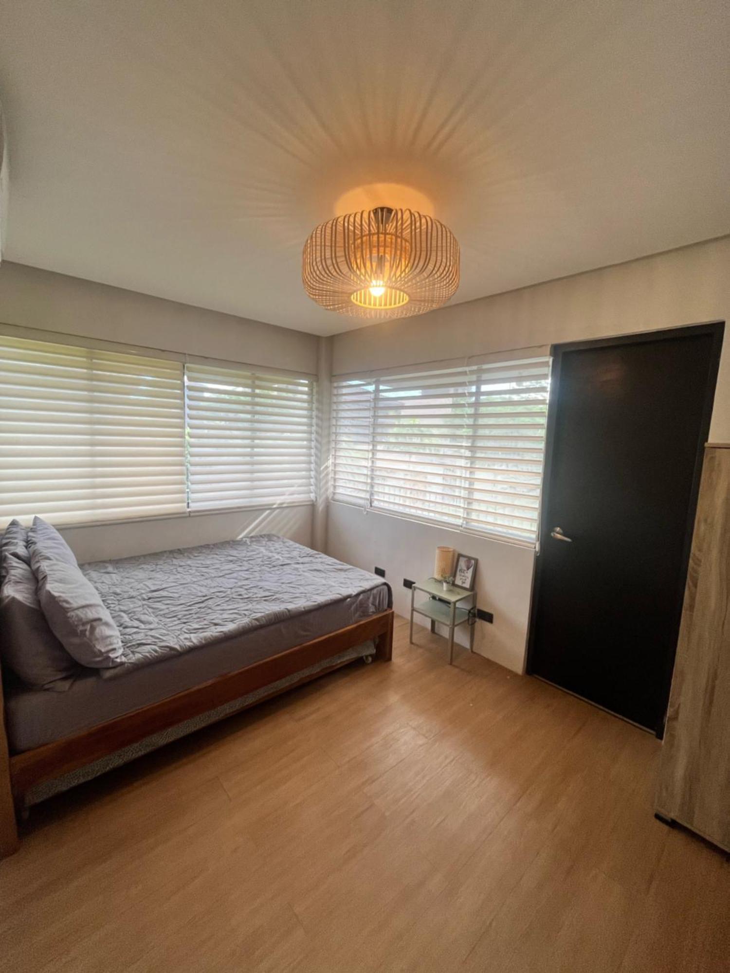 Seafront Residences Vacation Getaway San Juan  Bagian luar foto